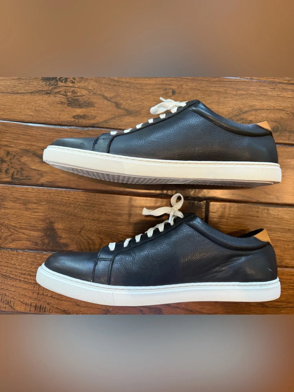 Allen Edmonds Men’s Courtside Black Leather Sneakers
